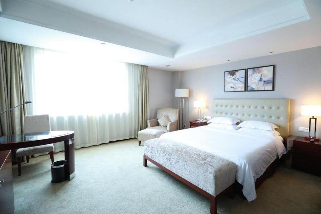 Maison New Century Hotel Ningbo Luaran gambar